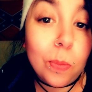 Meet your Posher, Nikki